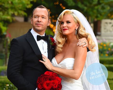 donnie wahlberg jenny mccarthy divorce.